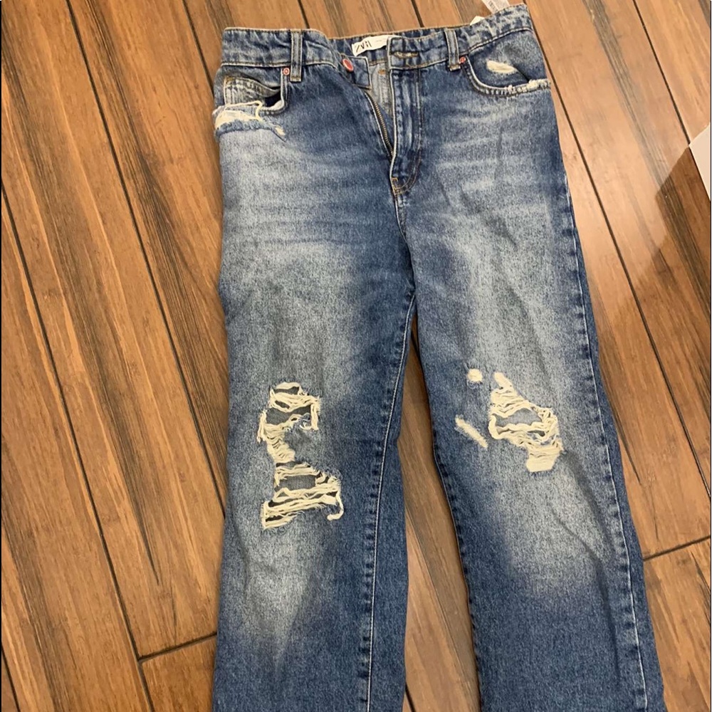 Zara Wide Leg Jeans :)